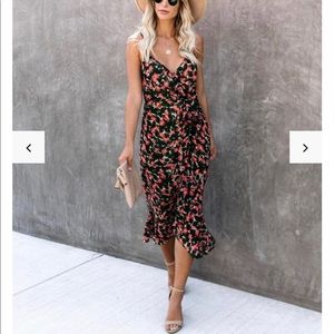 VICI teacup floral ruffle midi dress